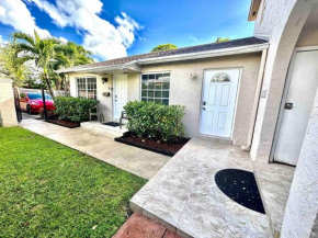 Cozy Miami Villa near Coconut Grove and the University of Miami